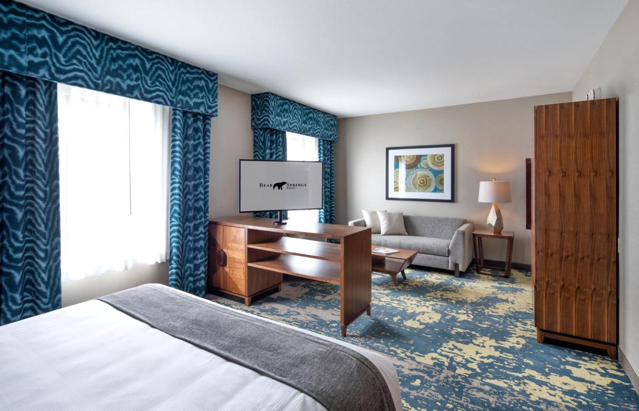 Bear Springs Hotel Хайленд Экстерьер фото